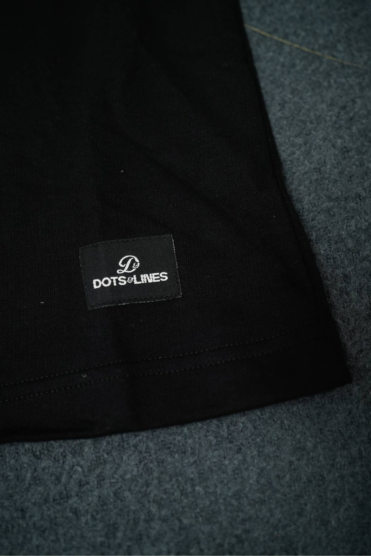 Line Drop Tee - Mela Begins - Image 6